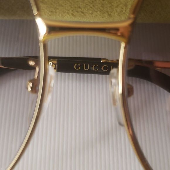 Gucci Gold Oversize Sunglasses - Picture 7 of 12